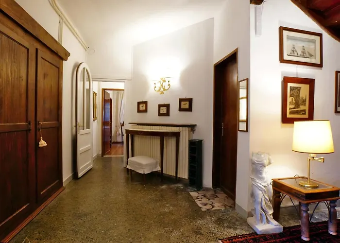 Virginia Villa