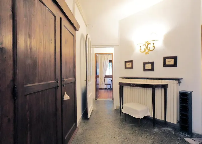 Virginia Villa